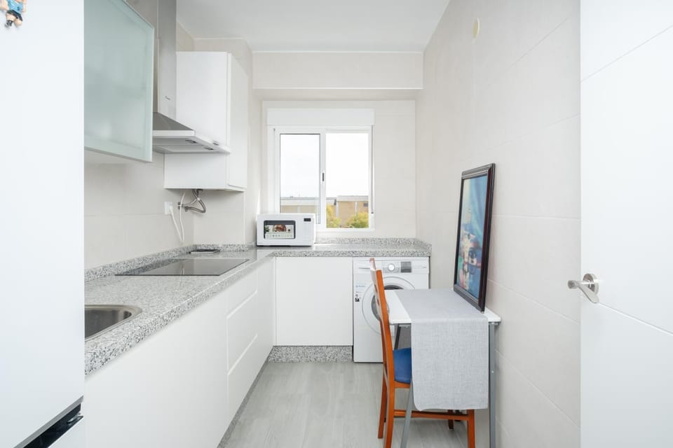 Kitchen or kitchenette, Living room