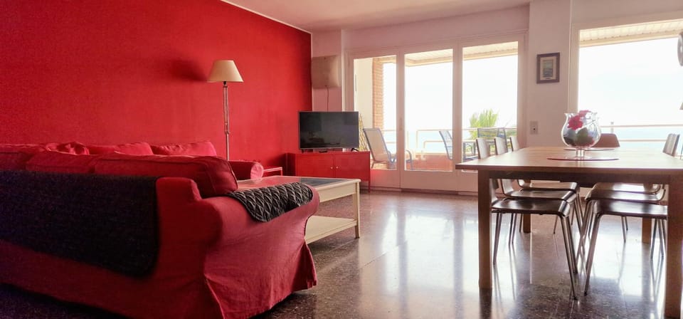 TV and multimedia, Living room, Dining area
