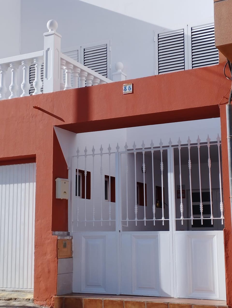 Property building, Balcony/Terrace