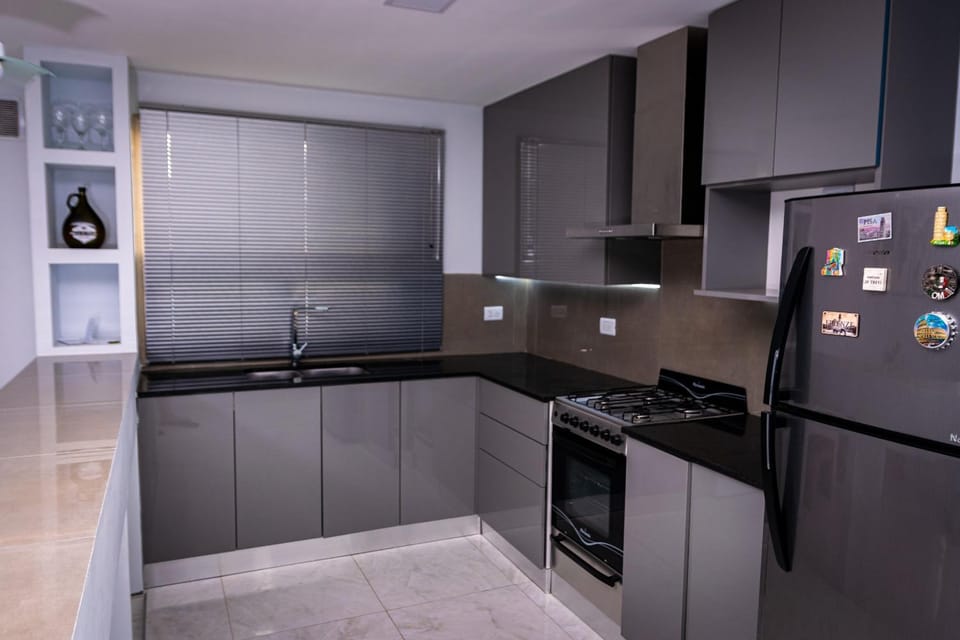 Kitchen or kitchenette, oven