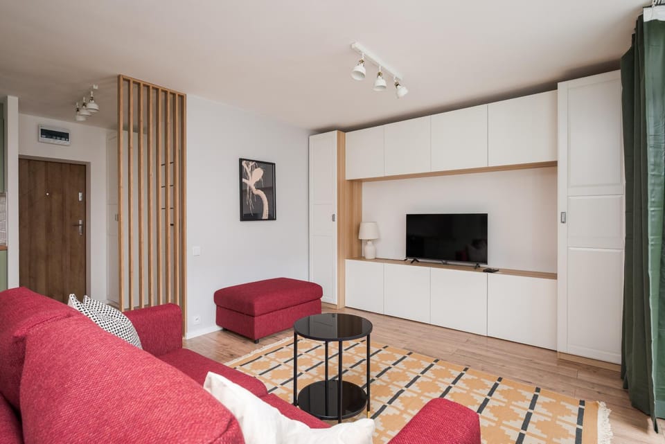 Communal lounge/ TV room, TV and multimedia, Living room, Seating area, Evening entertainment