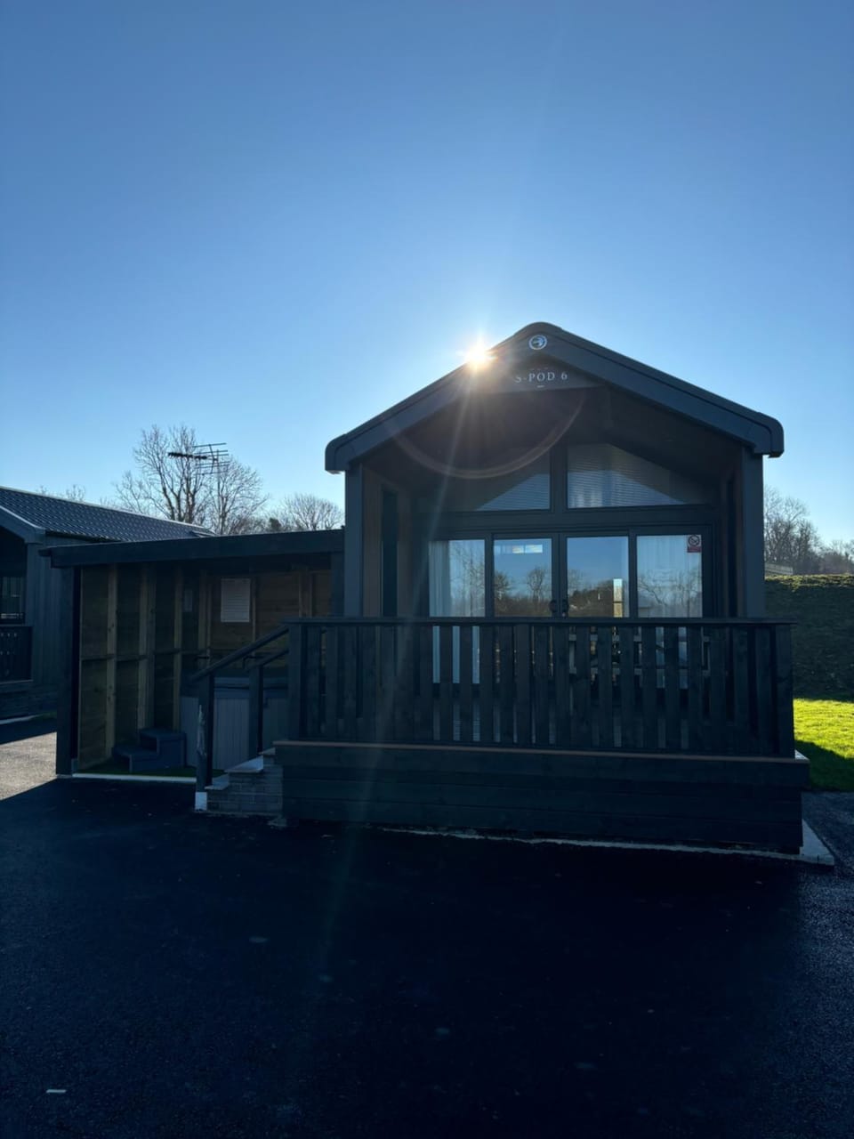 Lodges at Moody Meadows House in Wales