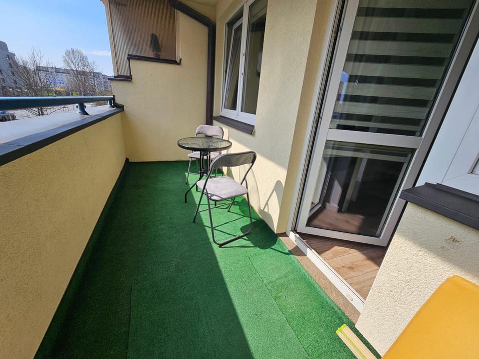 View (from property/room), Balcony/Terrace, Seating area