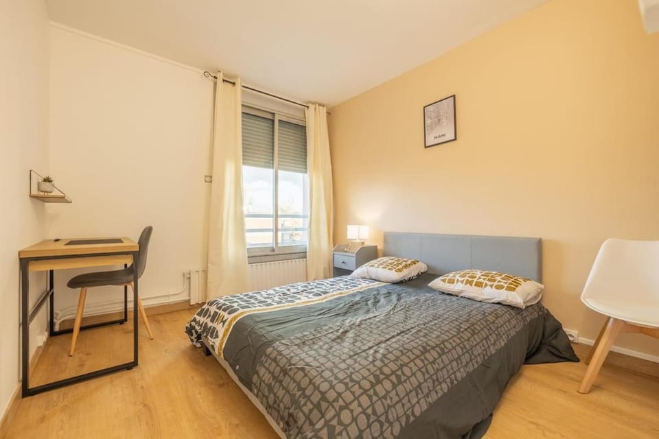 Cozy 5 chambres 10 pers Apartment in Toulouse