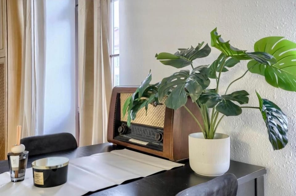 Castle & Culture Stay - Modern 2-Room with Balcony Apartment in Warsaw Center Apartment in Warsaw