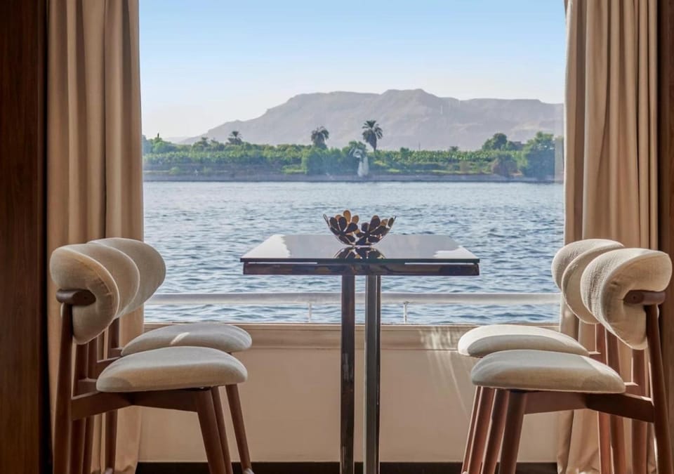 Day, Natural landscape, Seating area, River view