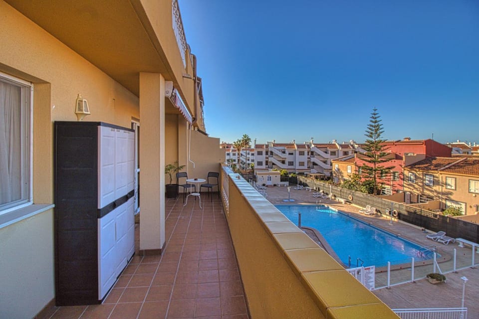 Balcony/Terrace, Pool view