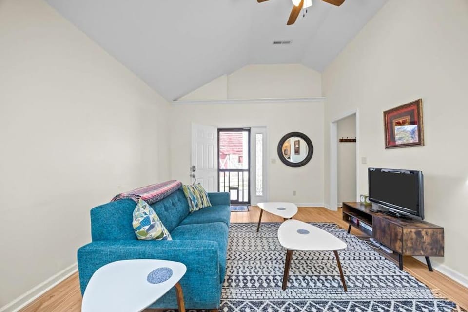 Hominy Creek Haven House in Upper Hominy