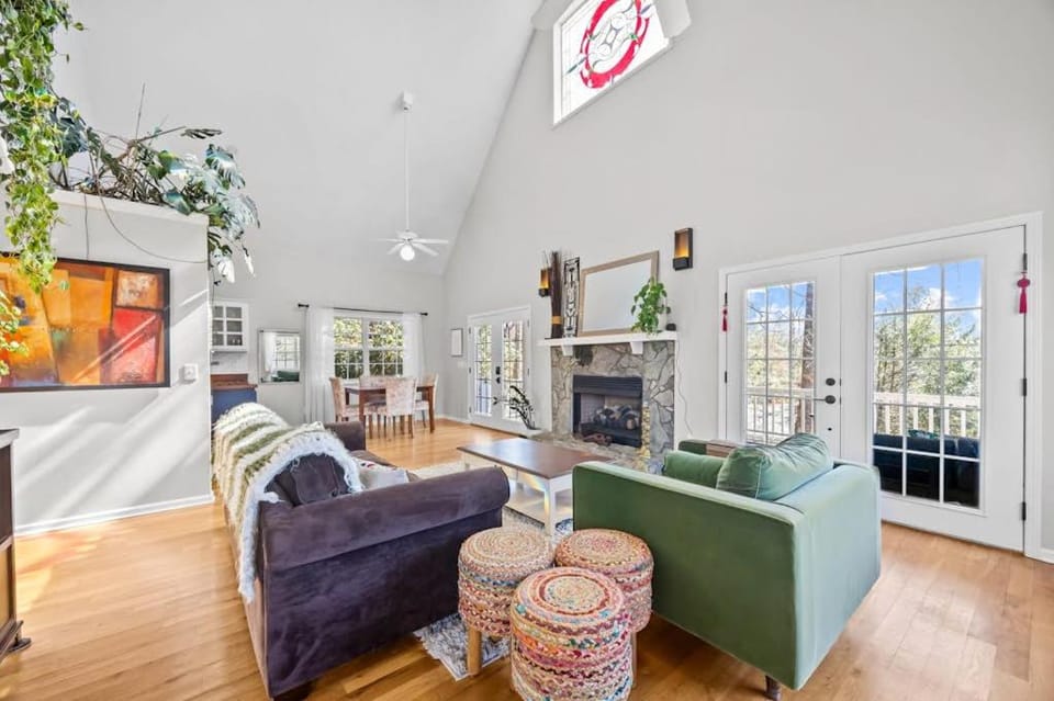 Lake Daze House in Lake Junaluska