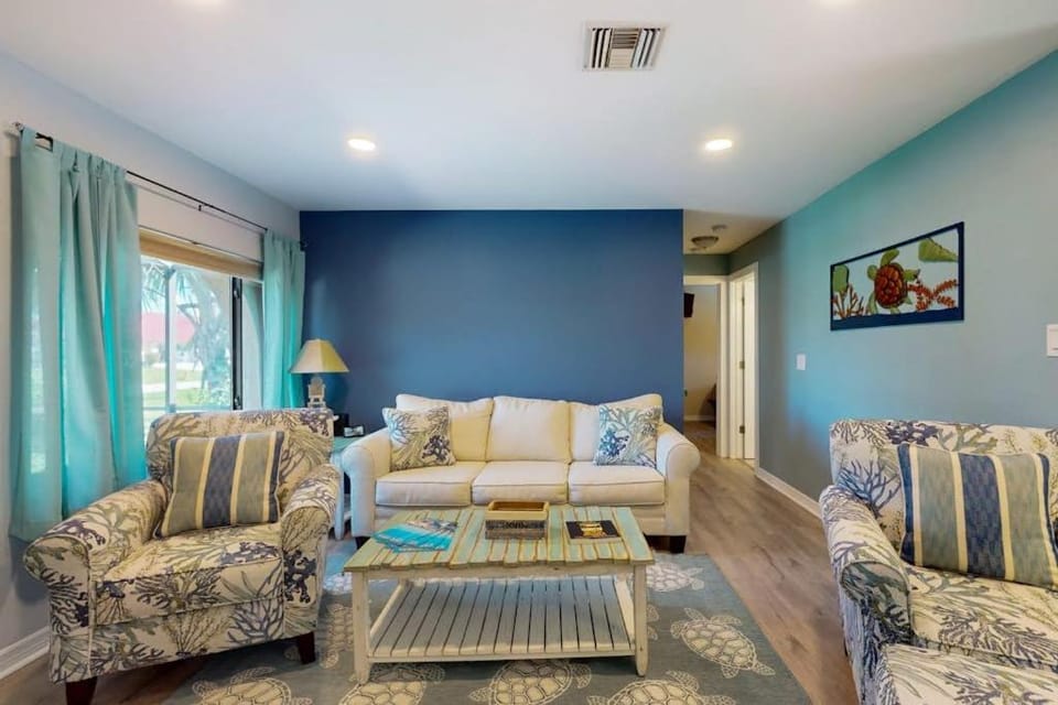 The Heavenly Paradise House in Cape Coral