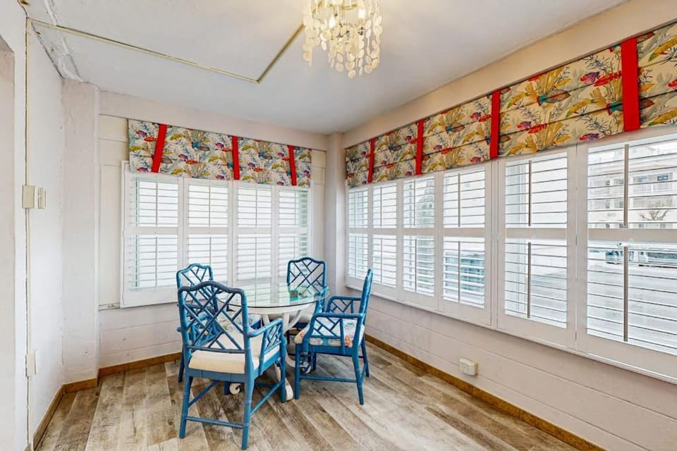 Town of Rehoboth Beach --- The Boxwood House - 21 Wilmington Ave #1E House in Rehoboth Beach