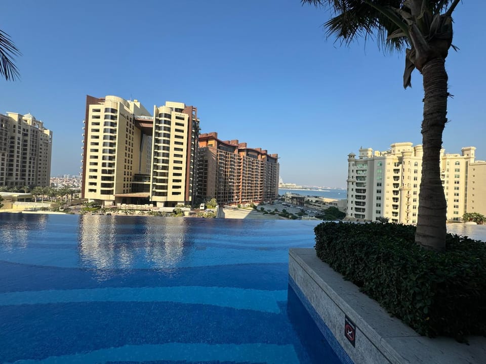 City view, Pool view, Swimming pool, Swimming pool
