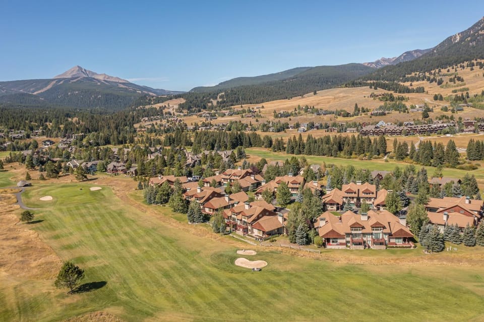 Crail Creek 85 House in Big Sky