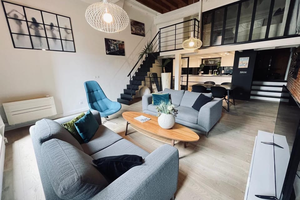 Exceptional T3 with terrace in hypercentre Apartment in Toulouse