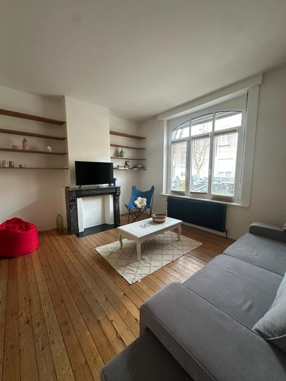 Communal lounge/ TV room, Living room, Seating area