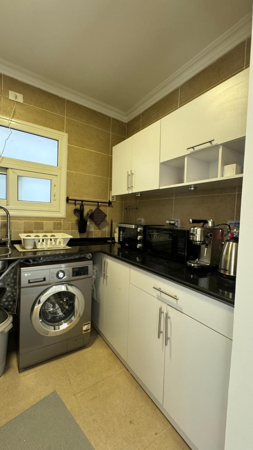Coffee/tea facilities, washing machine