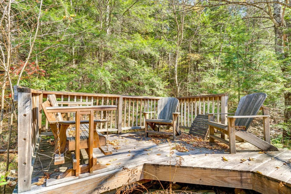 Hike, Ski & Unwind: Cabin w/ Deck in Chester! Cabin in Chester