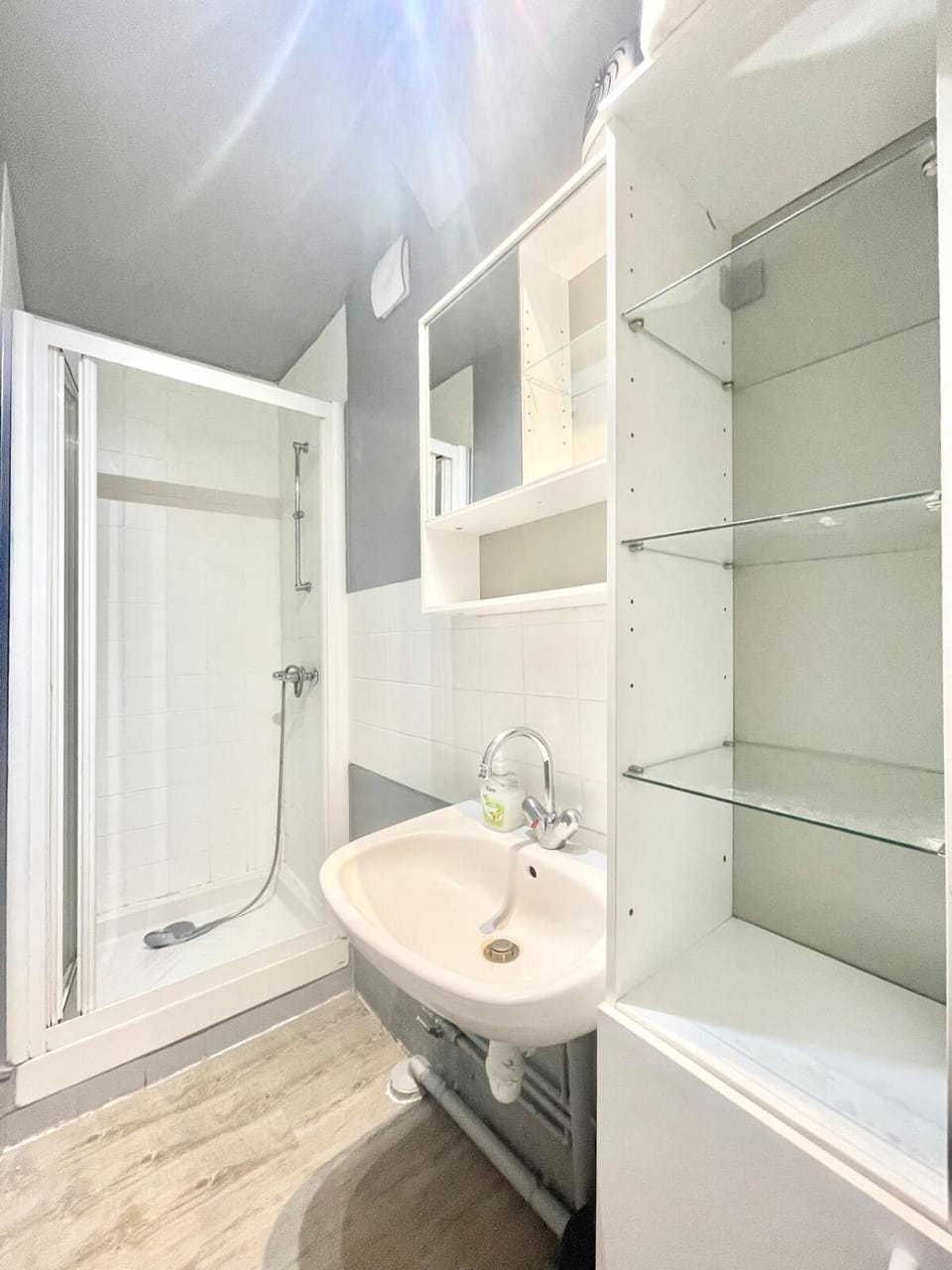 Shower, Bathroom