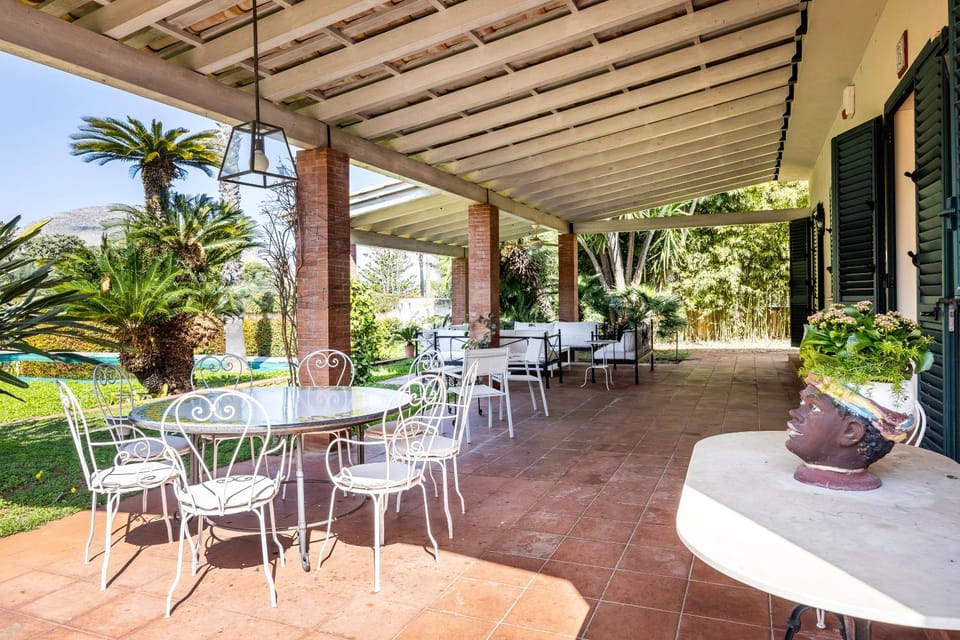 Garden, Garden view
