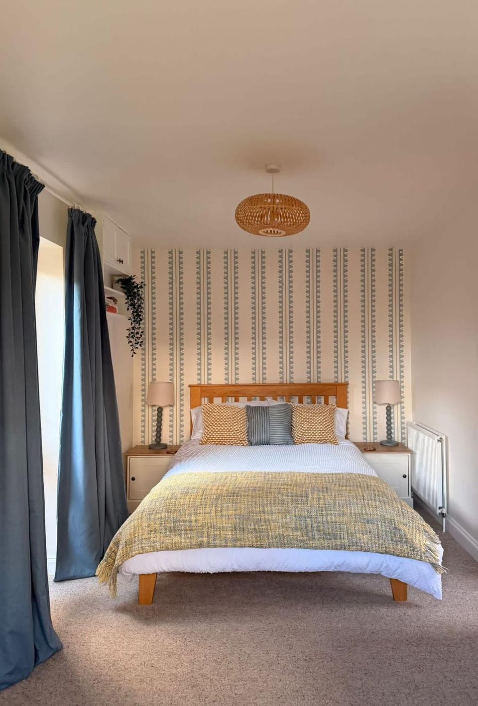 Spacious Village House near Oxford with Woodburner House in South Oxfordshire District
