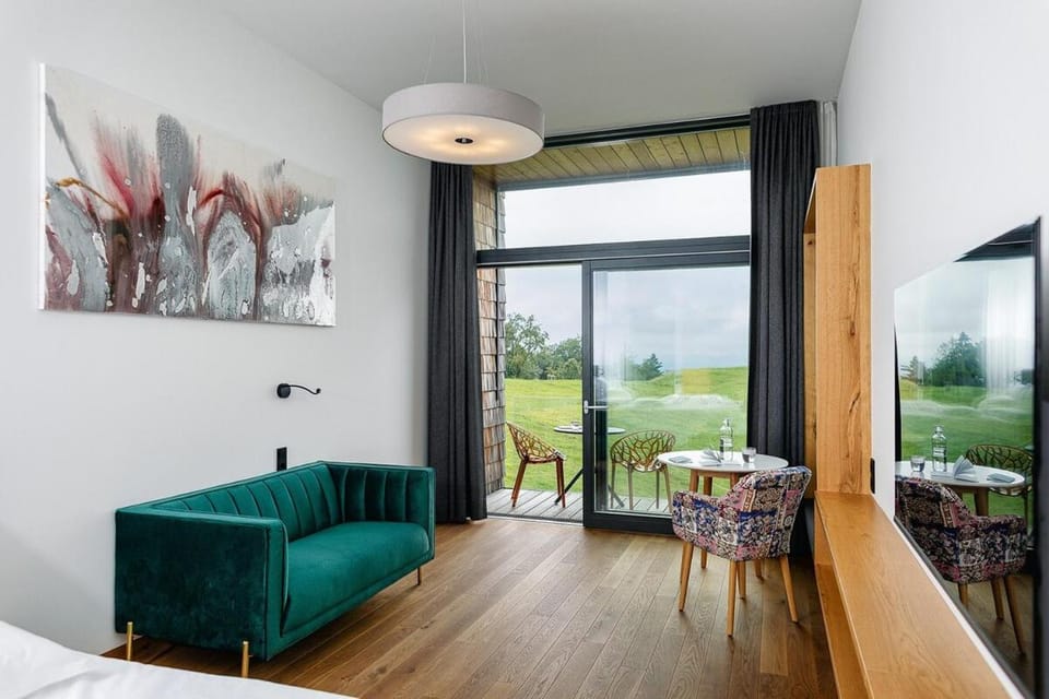 Design-Chalet mit Teilseeblick, Pool, Spa & Restaurant Chalet in Bregenz