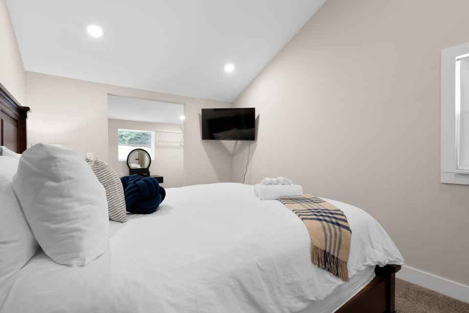 Buckeye Lake Cottage House in Buckeye Lake