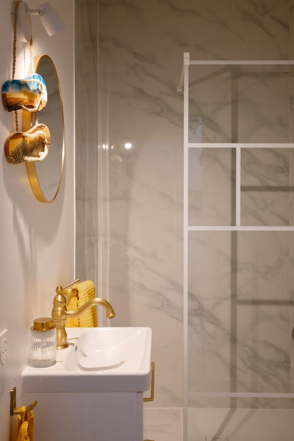 Shower, Bathroom