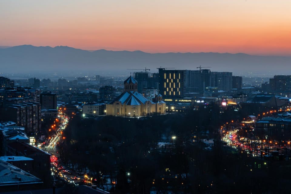 Night, Neighbourhood, Natural landscape, Bird's eye view, City view, Mountain view, Location, Sunset