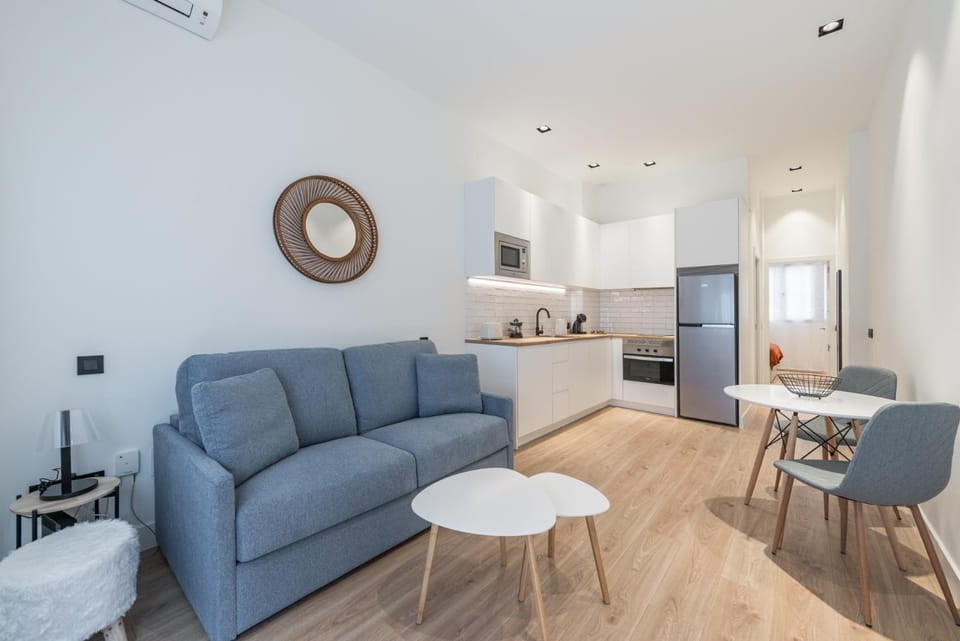 Kitchen or kitchenette, Living room