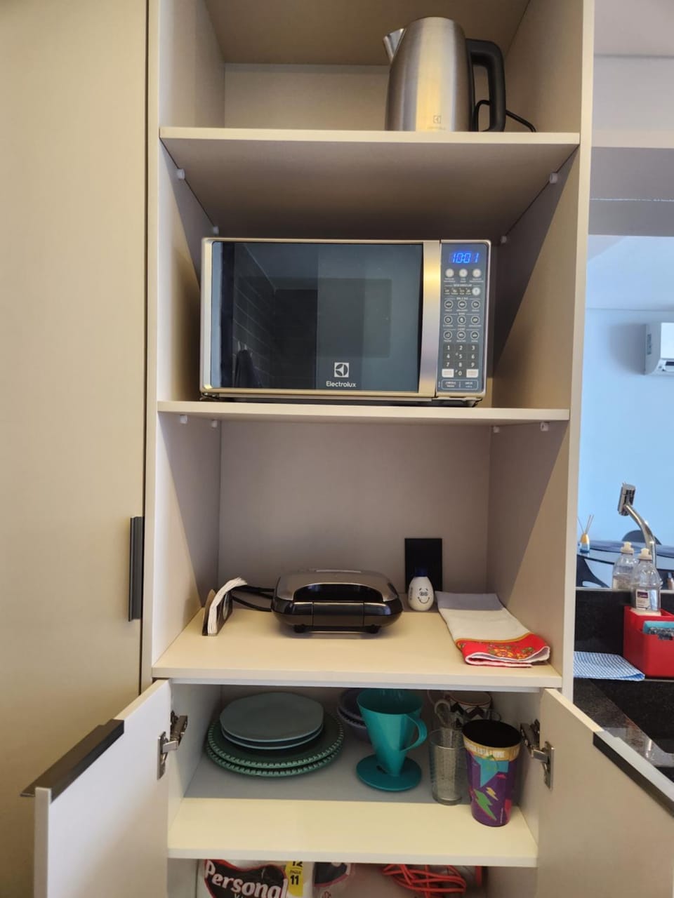 Coffee/tea facilities, flat iron, hair dryier, microwave, minibar