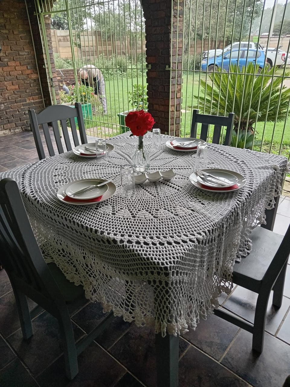 Day, Dining area