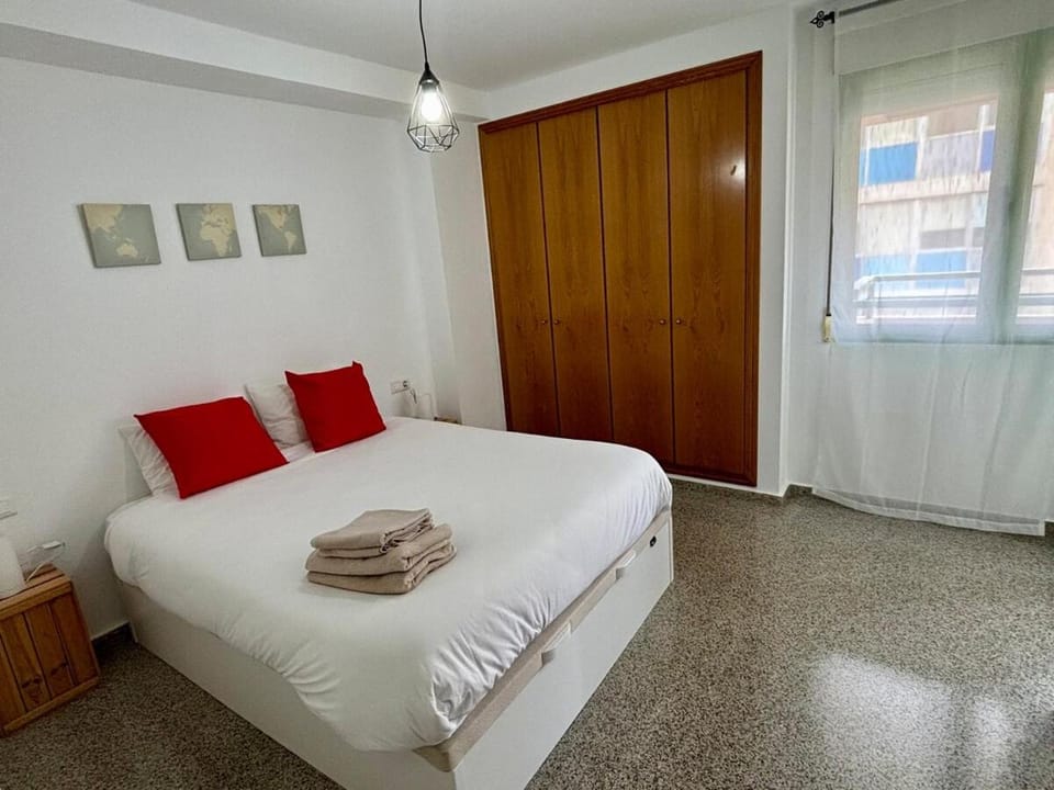 Bed, Photo of the whole room, Bedroom, wardrobe