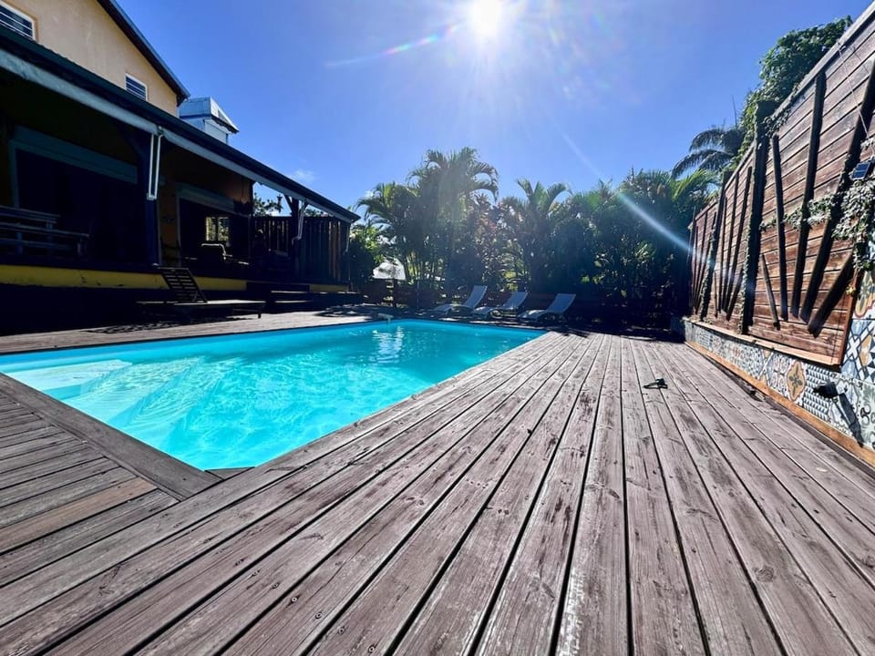Villa créole et cadre tropical Villa in Petit-Bourg