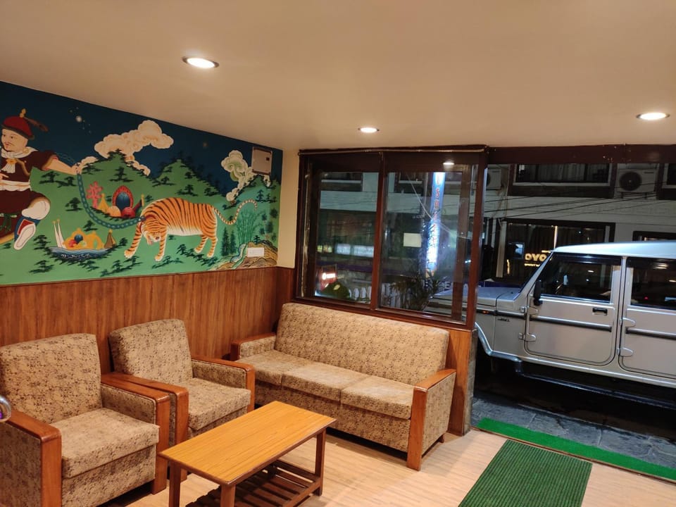 Lobby or reception, Seating area