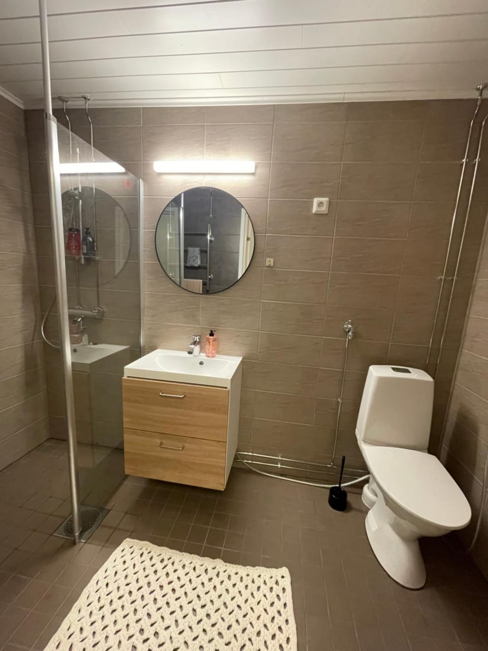 Kaksio 51m2 ilmaisella pysäköinnillä ja parvekkeella Apartment in Finland