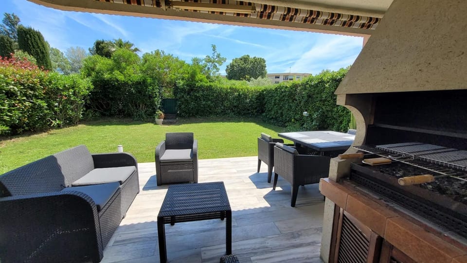Patio, Garden, Garden view