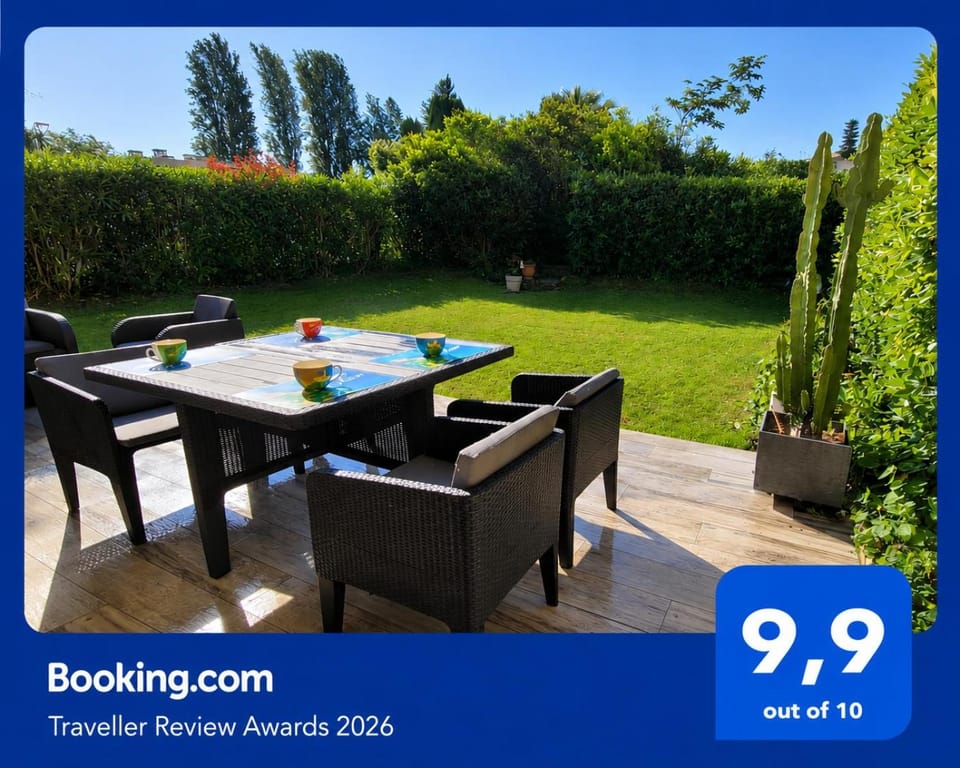 Property building, Garden, Garden view
