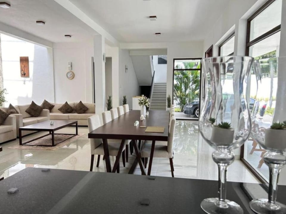 Dining area, Dining area