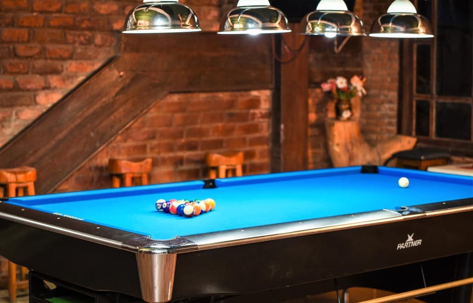 Activities, Billiard, Game Room