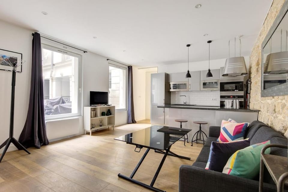 l'authentique coeur de Paris Apartment in Paris