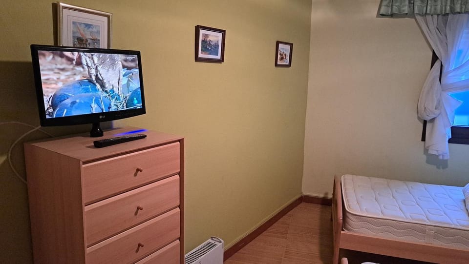 TV and multimedia, Bedroom