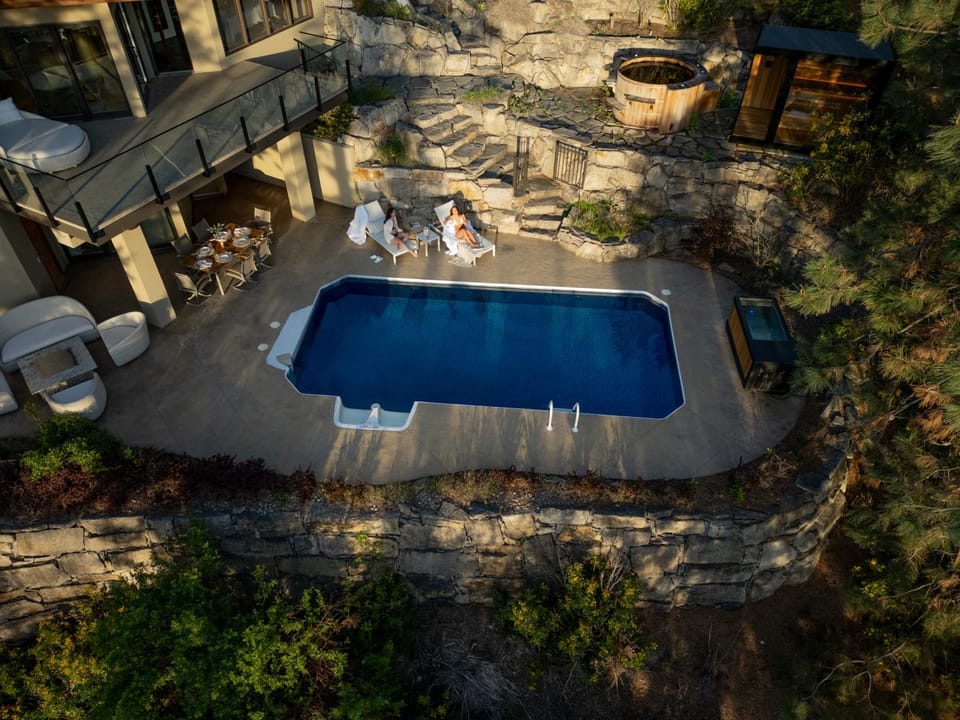 Okanagan Lake View Villa with Pool Sauna Cold Plunge Villa in Kelowna