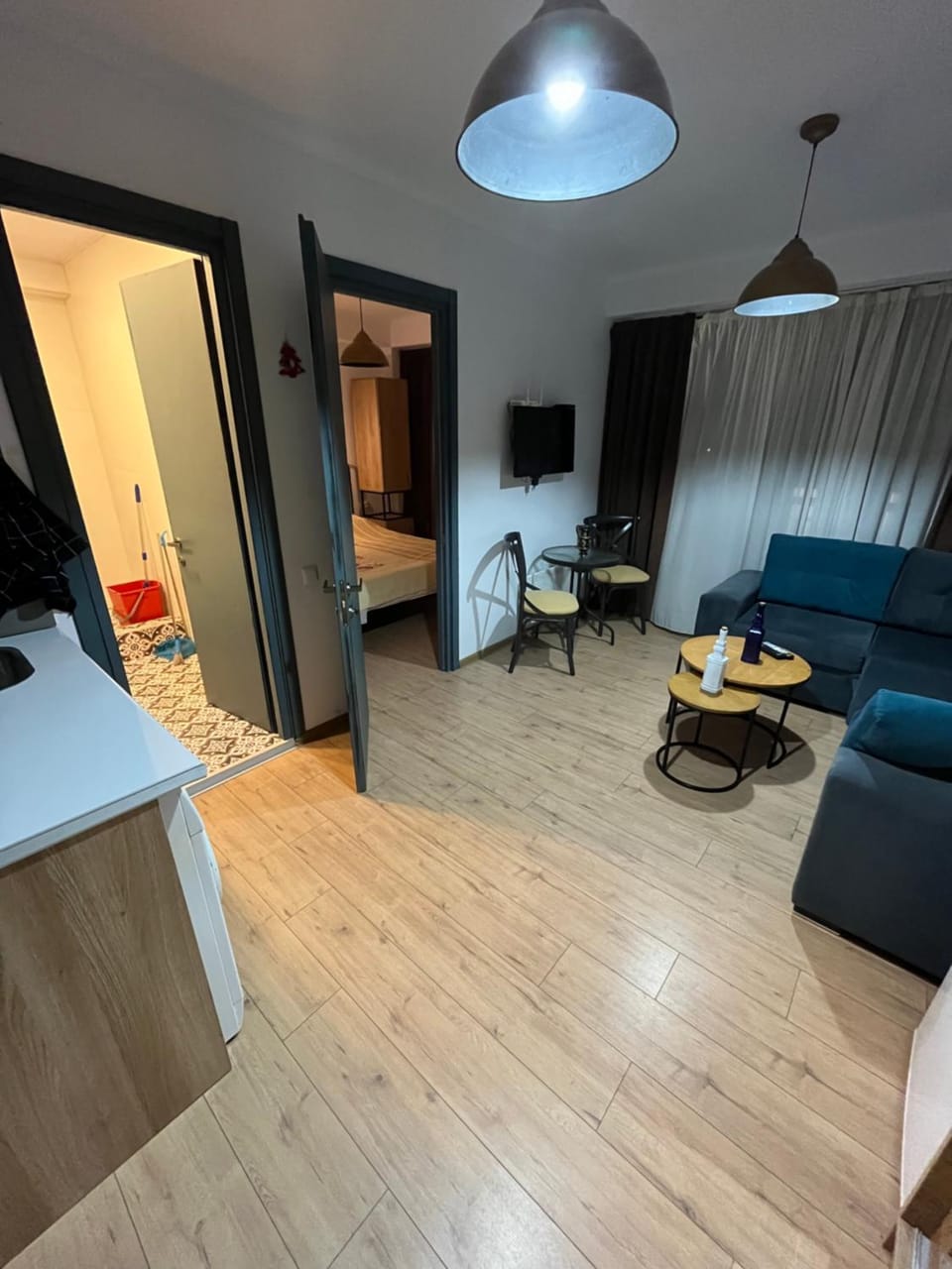 Photo of the whole room