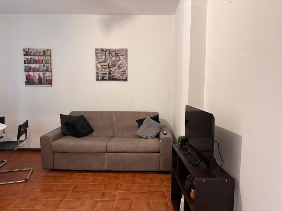 Communal lounge/ TV room, Living room