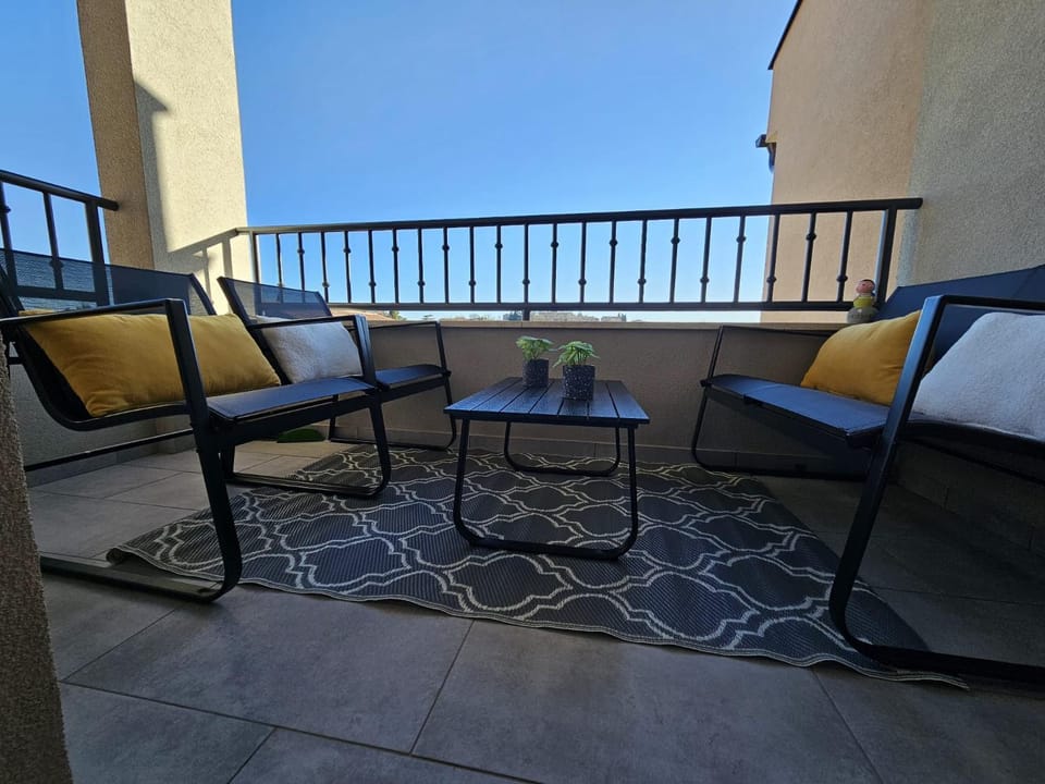 Day, View (from property/room), Seating area