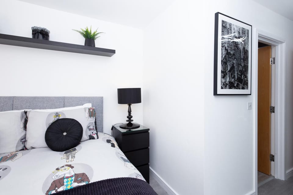 Waters Edge Apartment in Manchester