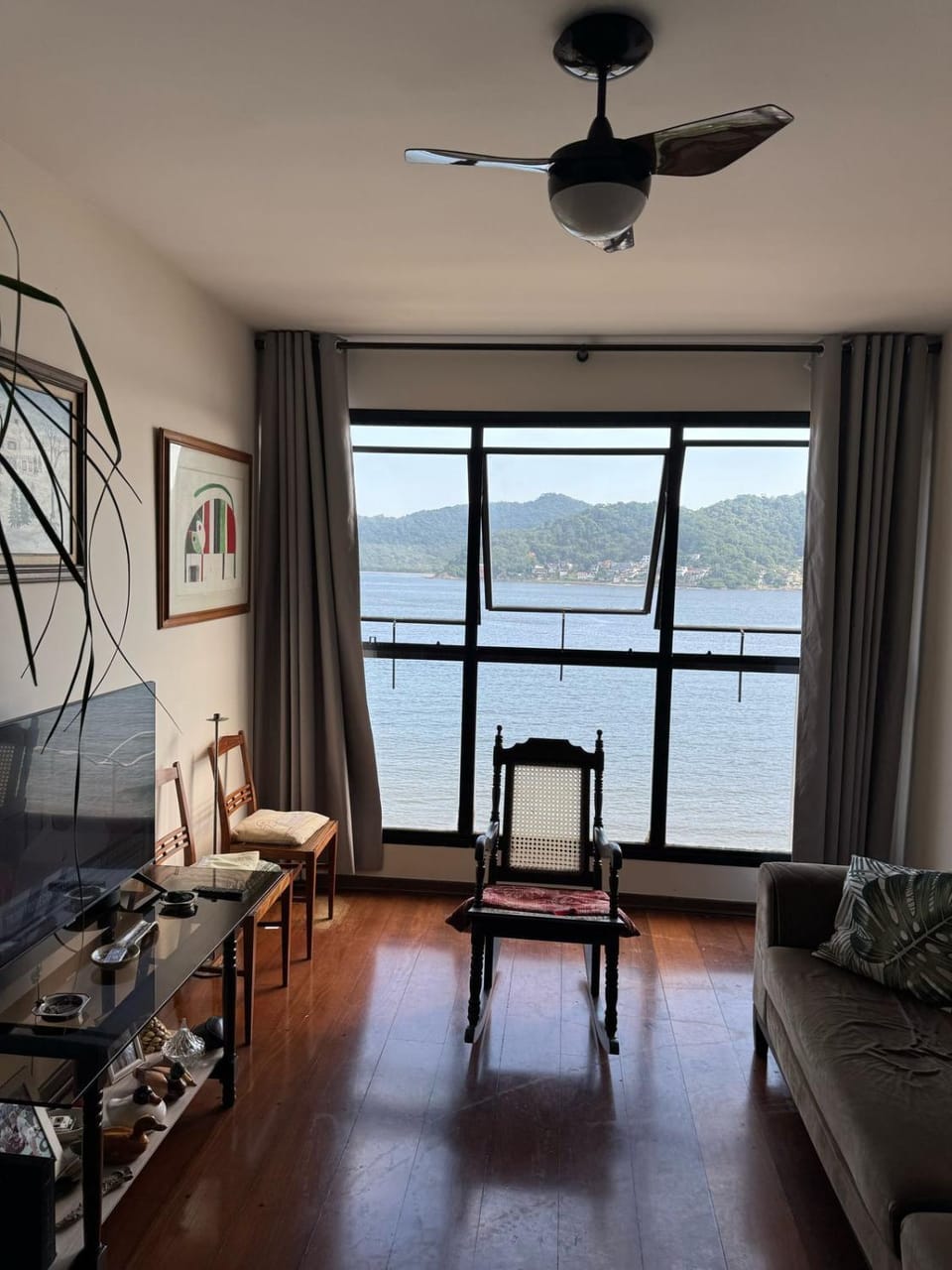 Living room, Sea view