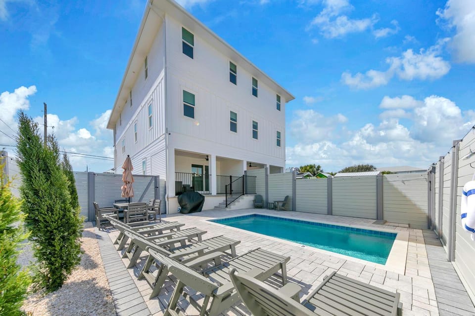 Golden Seashell East House in Panama City Beach