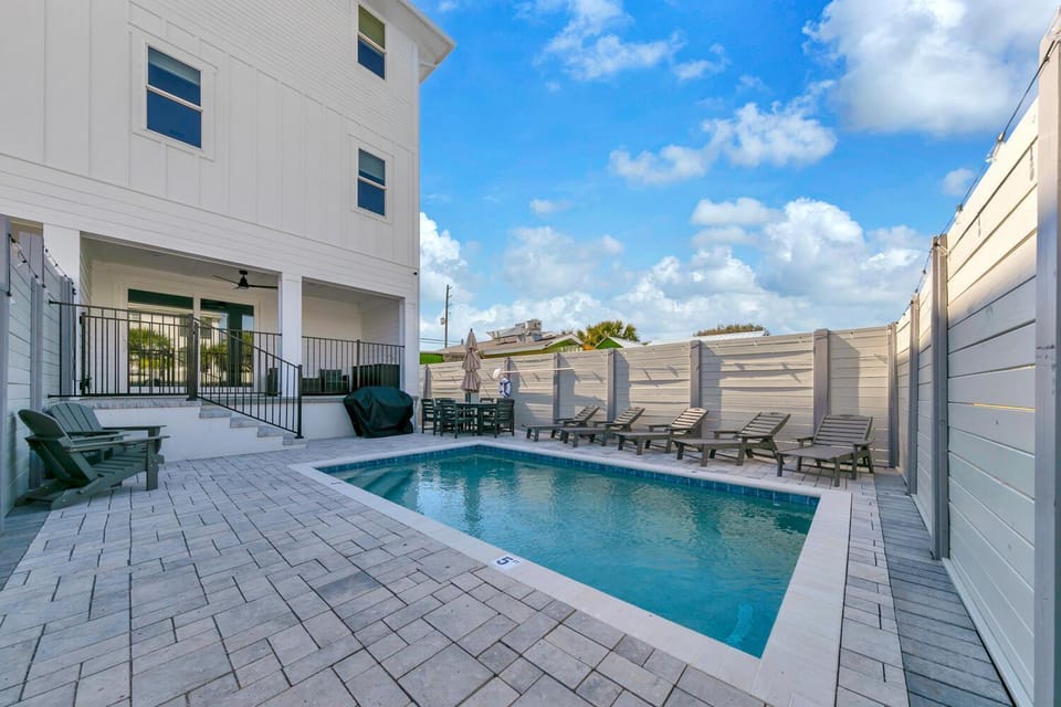 Golden Seashell West House in Panama City Beach