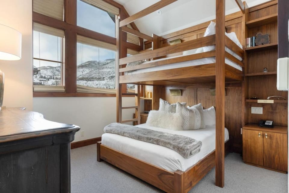 bunk bed